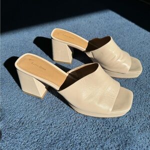 Classic Leather Mules by & Other Stories - Beige - Size USA 8.5, EUR 39